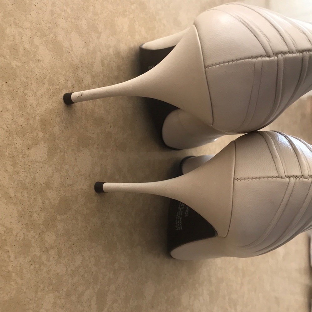 Cathy Jean Shoes - Picture 3 of 5